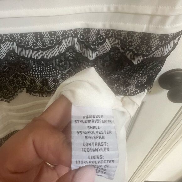 Melrose Elegant Black and White Lace Dress, Fitted Lace dress, Cocktail Dress - Picture 7 of 7